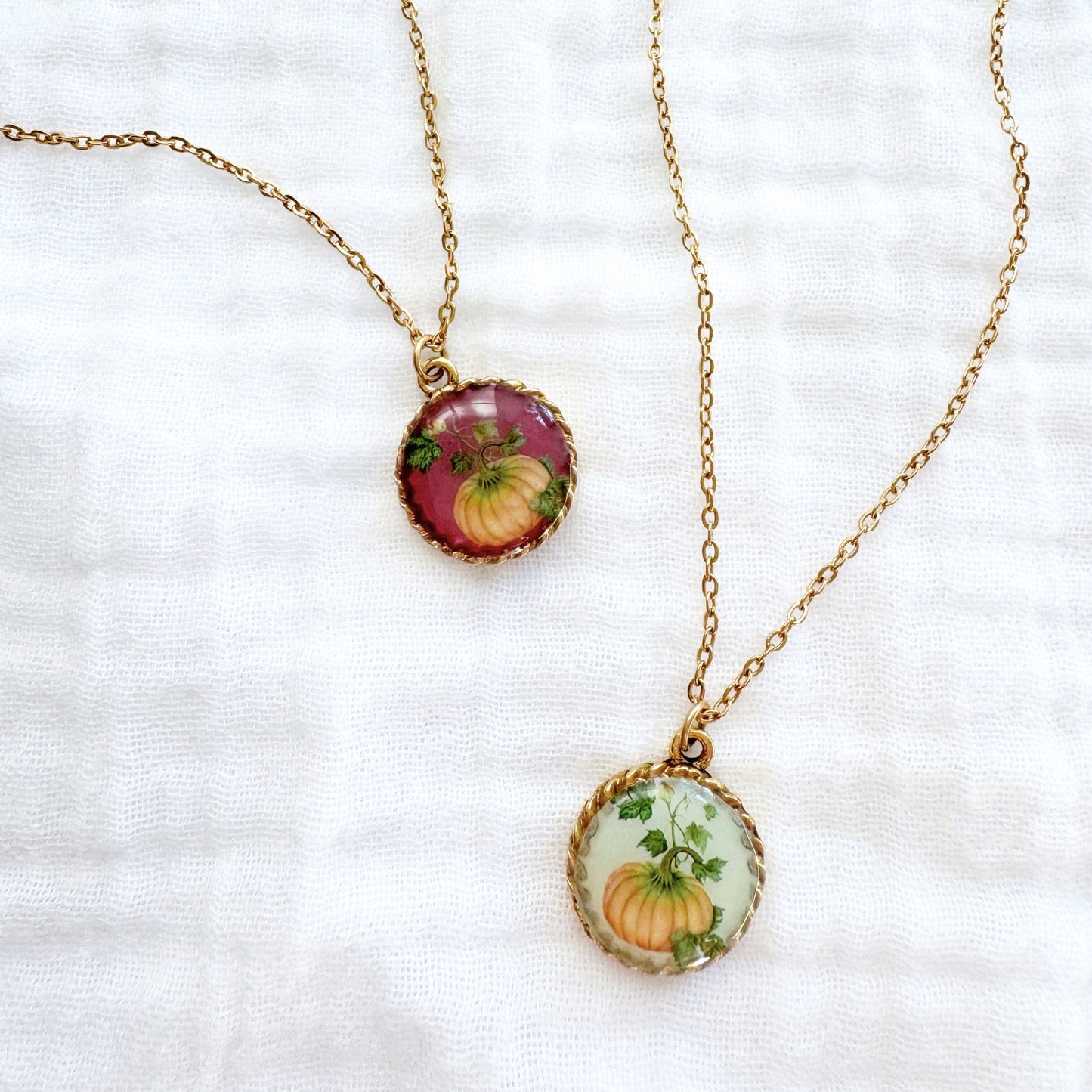 Pumpkin Burgundy Pendant Necklace | Gold