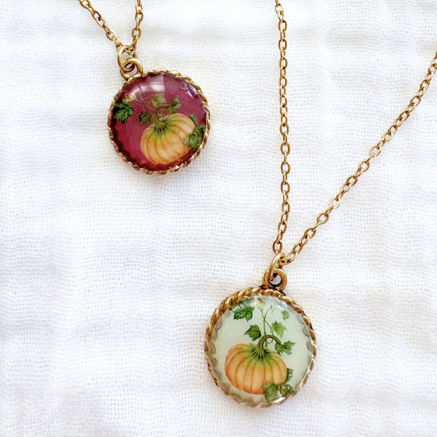 Pumpkin Burgundy Pendant Necklace | Gold