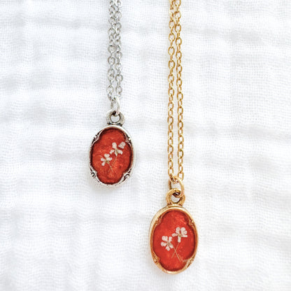 Sabrina Mini Ornate Pressed Flower Necklace | Gold