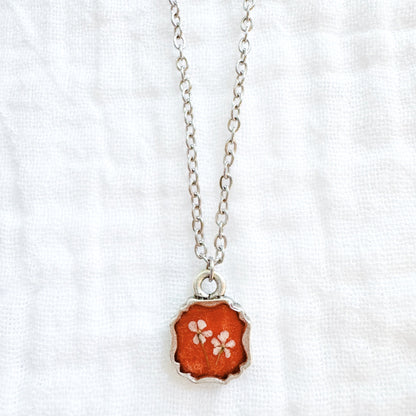 Sabrina Mini Frame Pressed Flower Necklace | Silver