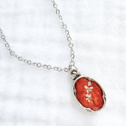 Sabrina Mini Ornate Pressed Flower Necklace | Silver