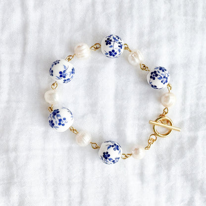 Petites Fleurs Statement Pearl Bracelet | Gold