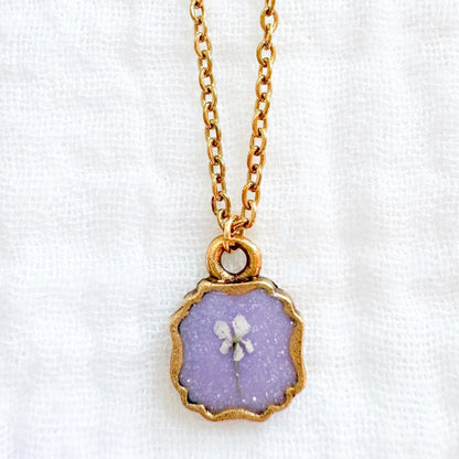 Taylor Mini Frame Pressed Flower Necklace | Gold