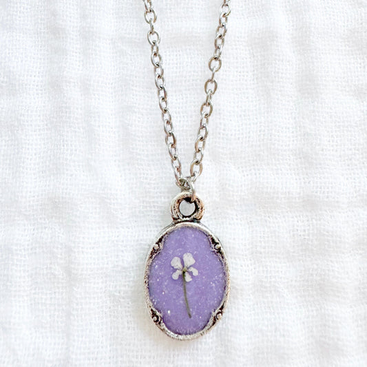 Taylor Mini Ornate Pressed Flower Necklace | Silver