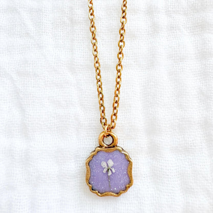 Taylor Mini Frame Pressed Flower Necklace | Gold