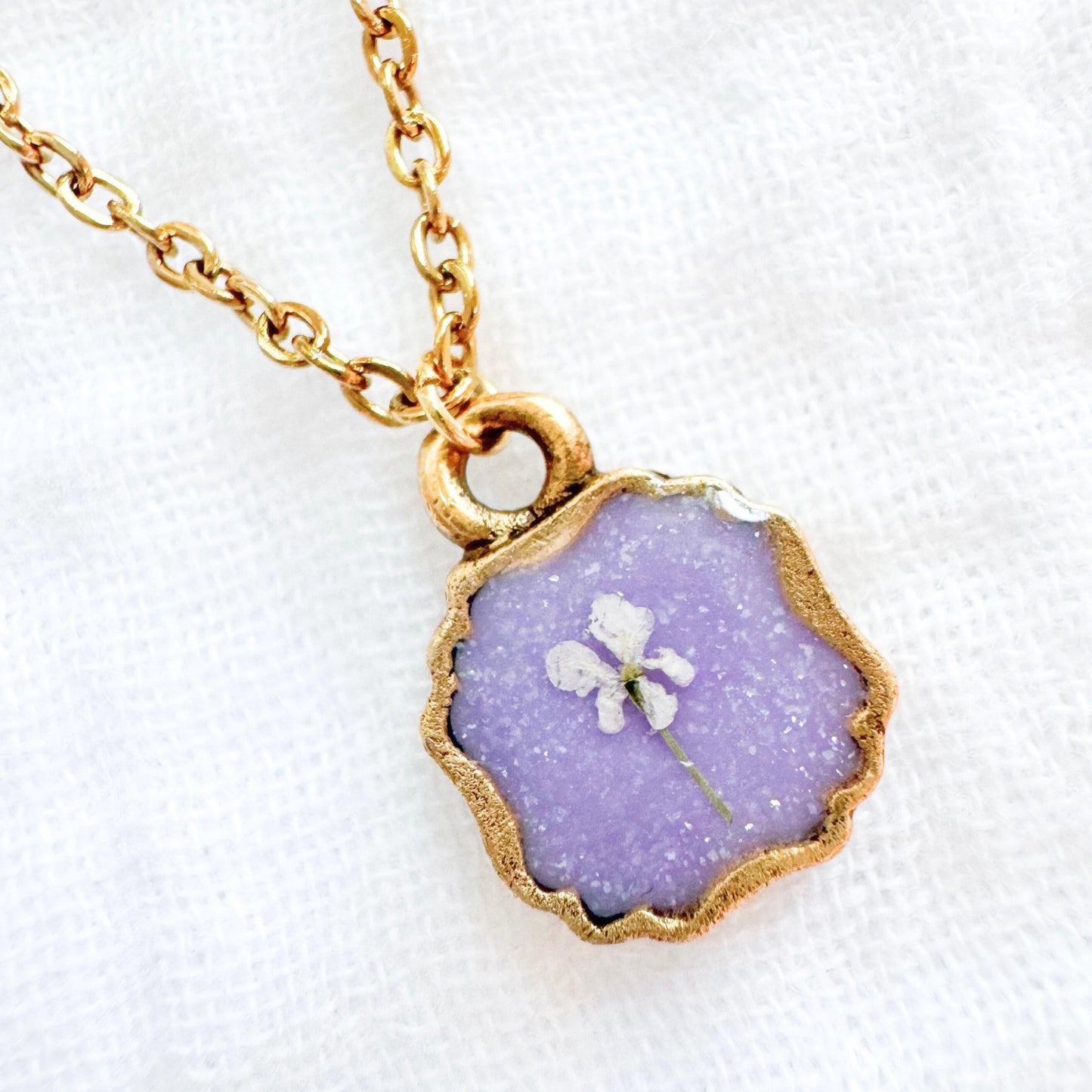 Taylor Mini Frame Pressed Flower Necklace | Gold
