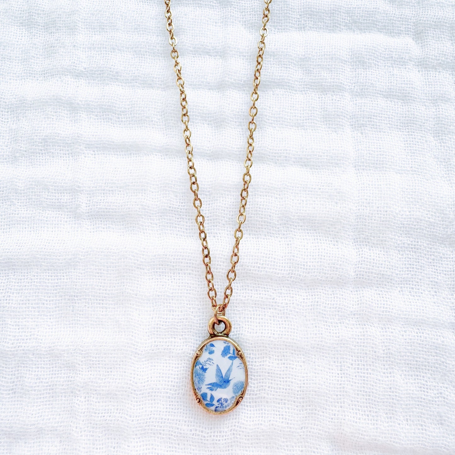 Toile d'oiseaux Mini Ornate Necklace | Gold