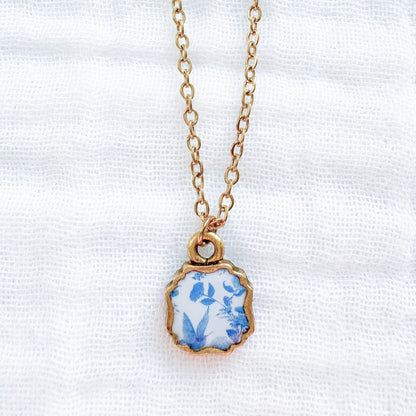 Toile d'oiseaux Mini Frame Necklace | Gold
