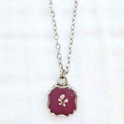 Twila Mini Ornate Pressed Flower Necklace | Silver