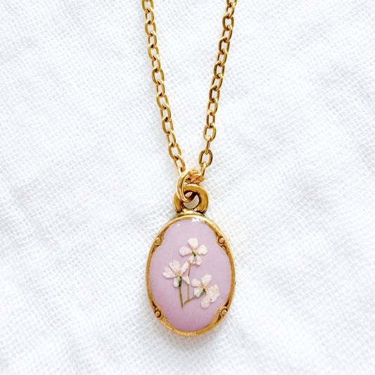 Valerie Mini Ornate Pressed Flower Necklace | Gold