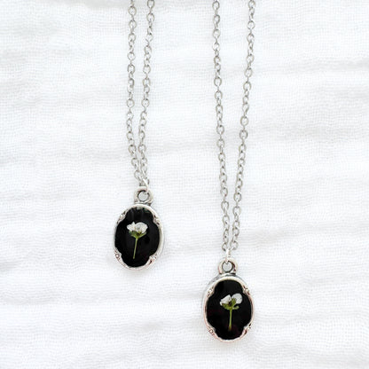 Victoria Mini Ornate Pressed Flower Necklace | Silver