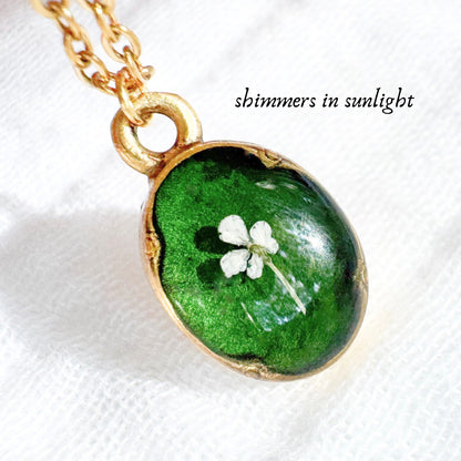 Elphie Mini Ornate Pressed Flower Necklace | Gold