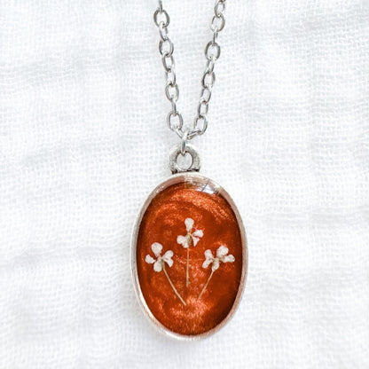 Winifred Classic Oval Pressed Flower Necklace | Silver